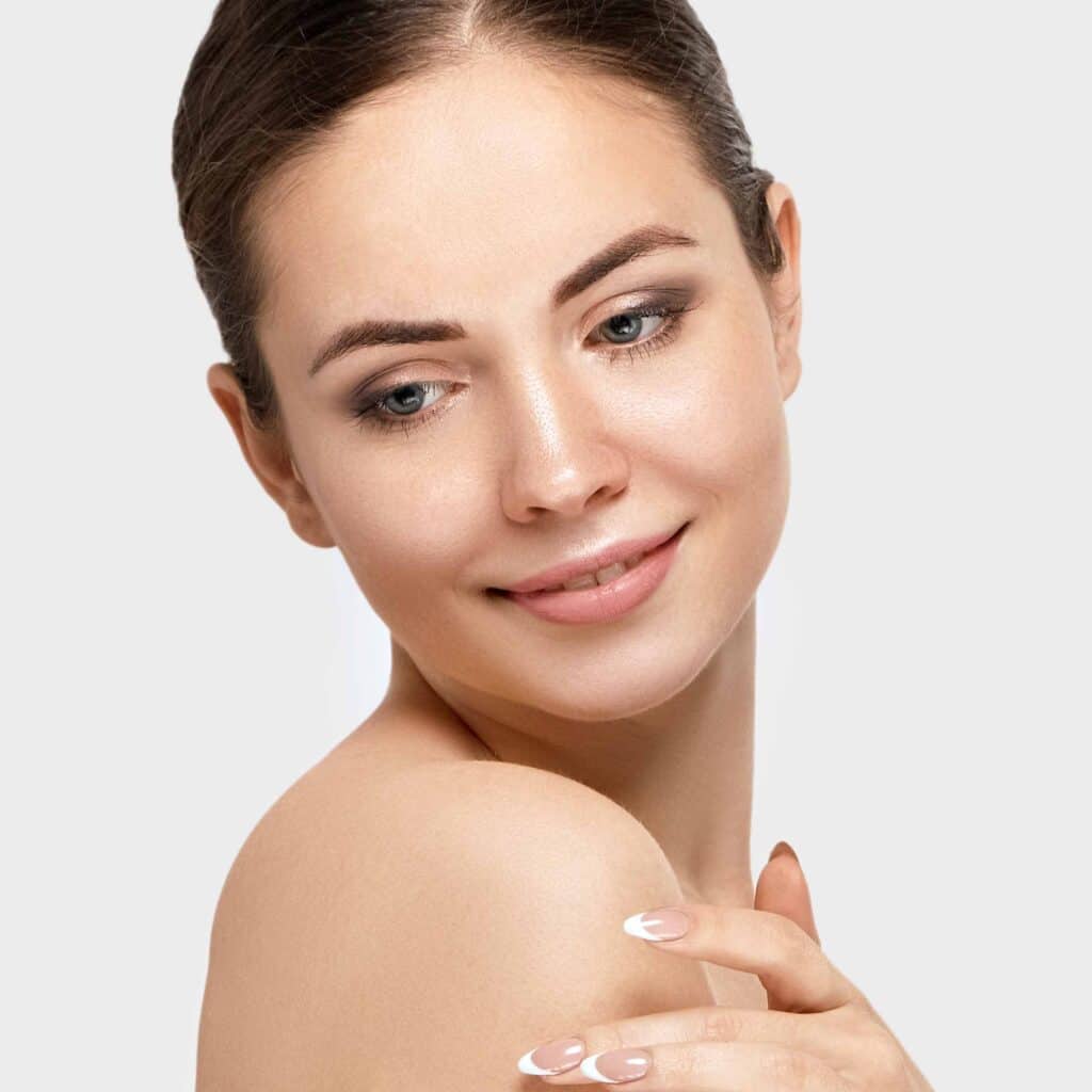 detatouage-laser-sourcils-microblading-femme-enlever-maquilage-permanent-7