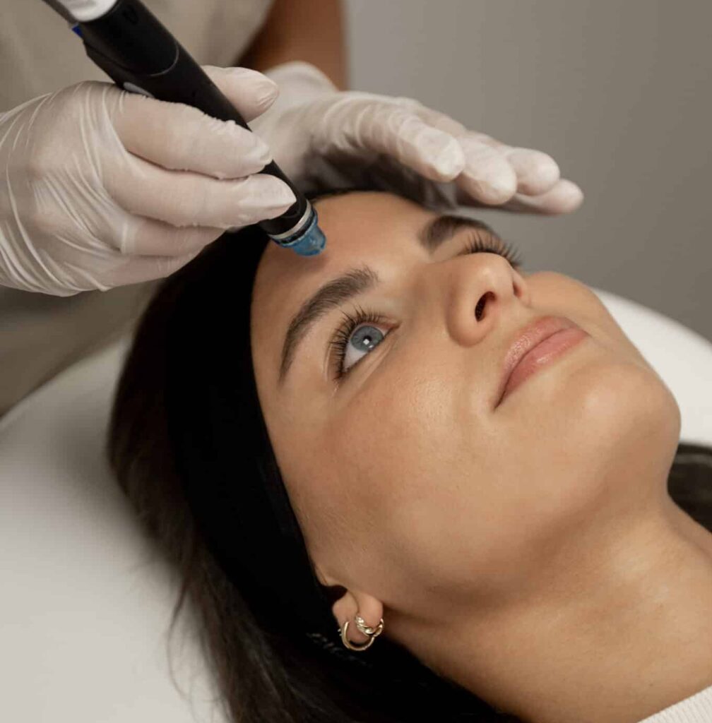 soin-hydrafacial-clinique-confidence-clinique-esthetique-lille-traitement-acné-frequence