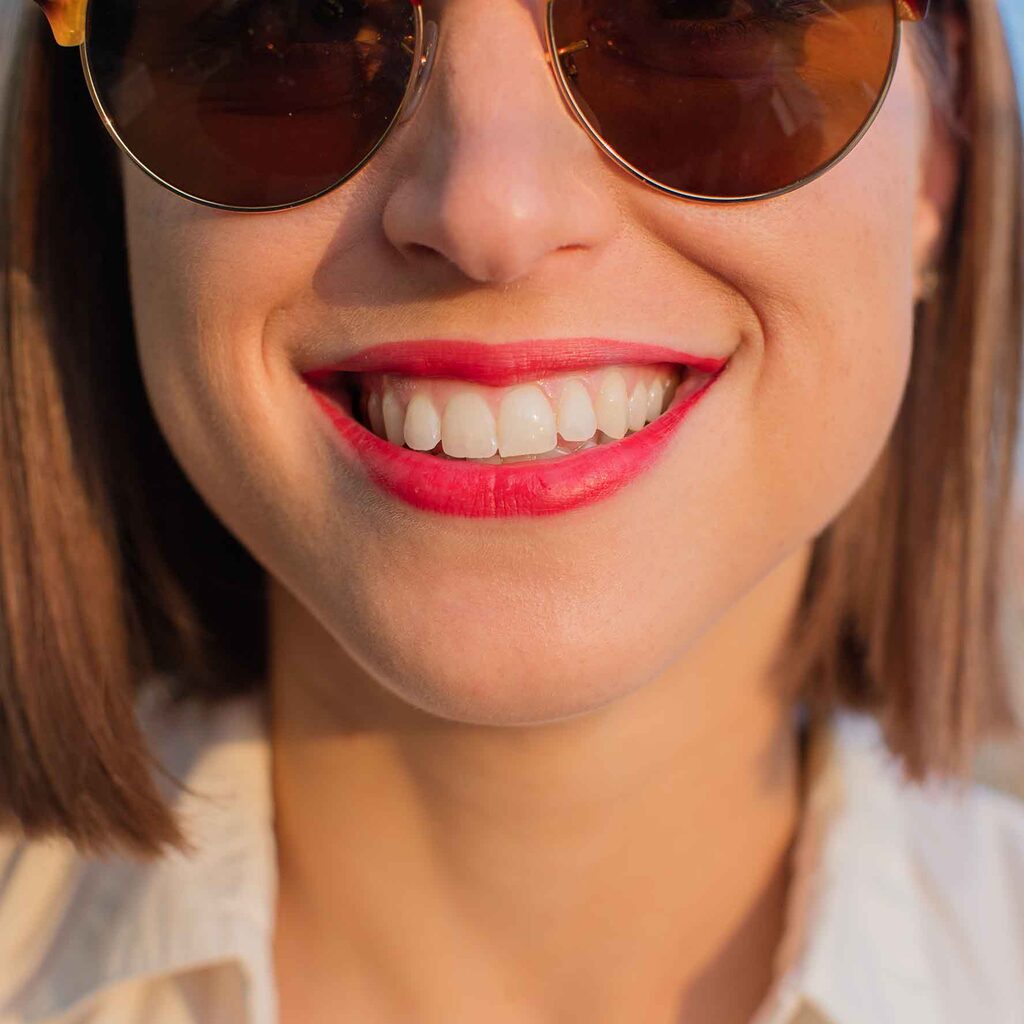 sourire-gingival-botox-acide-hyaluronique-gencive-toxine-botulique-clinique-confidence-lille-marcq-en-baroeul-02