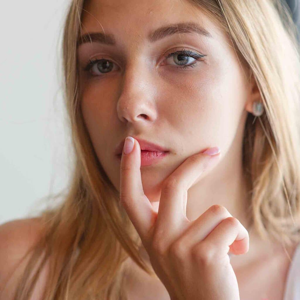 lip-flip-botox-lille-levres-injection-acide-hyaluronique-resultat-avant-apres-prix-avis-007