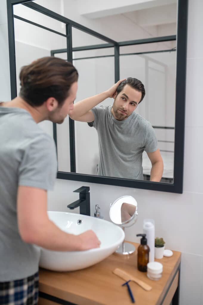 mesotherapie-capillaire-clinique-confidence-lille-traitement-vitamines-composition-chute-cheveux-vitmaines-acide-hyaluronique-4