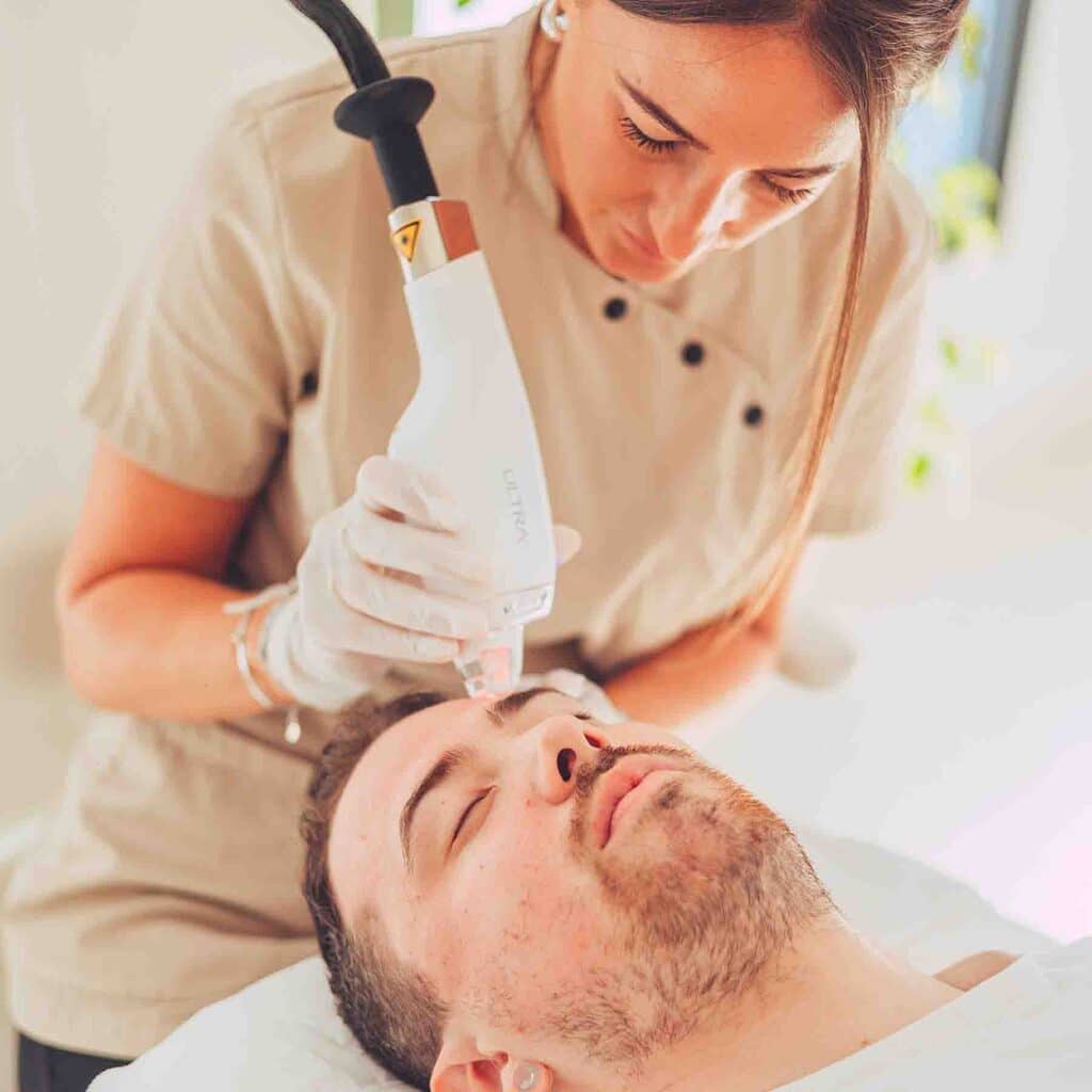 medecine-esthetique-traitement-homme-injections-cernes-rhinoplastie-epilation-detatouage-penoplastie-lasemd-sofwave-avis-resultat-avant-apres-010